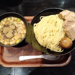 つけ麺屋しずく - 濃厚魚介系つけ麺全部入り(特盛)