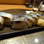 鯖棒寿司１８００円