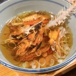 Fukuyoshi - キンキの塩焼きの骨を出汁スープに漬けます