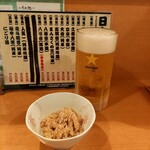 くいものや呂久 - ビール 450円/お通し 300円