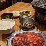 ミスター焼肉 - 
