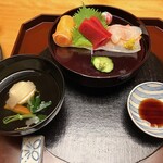 櫻湯山茱萸 - お椀と奉書造り