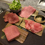 西麻布 焼肉 X - 