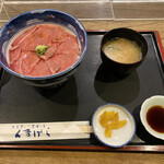 くまげら - 和牛ローストビーフ丼 2000円