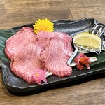 Sumibiyakiniku Shiro - 