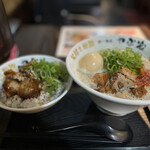Jidori Jizake Izakaya Yabuya - 超濃厚鶏こつ麺（味玉入り）（大盛り）＋チャーシュー丼（普通）