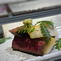 日本料理 TOBIUME - ＊シャトーブリアンは柔らかく旨味を感じ絶品。合馬の筍はエグミが全く無くこれも美味しい。 どちらも「山椒塩」に合います。