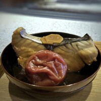 日本料理 TOBIUME - ＊鰆の煮付けは初めて口にしますが、お味付けが好みで何ともいえず美味しい。