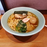 佐野らーめん 麺屋 翔稀 - 味玉ラーメン750円