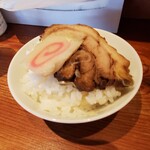 佐野らーめん 麺屋 翔稀 - ホロホロチャーシュー1枚は、大切に頂きます