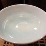 恵比寿　くろいわ - 注ぐと富士が浮き上がる杯で楽しみました。