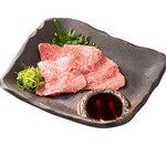 焼肉の家 いちえん - 低温調理牛刺し」
