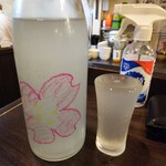 金町製麺 - 日本酒「仙禽さくら」