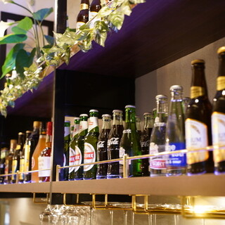 カレーと相性抜群のラッシーや、日本酒・焼酎などのお酒も多数！