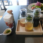 수프카리 사보우 나고미즈키 - 매운맛과 드레싱