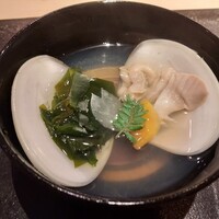 ぎんざ 一二岐 - ハマグリのお吸い物