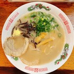 ラーメン利 - 料理写真:豚骨ラーメン【650円】