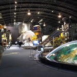 Nonna Nietta - 近所の筑波宇宙センター。右手は、はやぶさ2模型