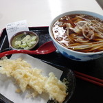 味奈登庵 - 肉南蛮そば \450 と、いか天 \100 （カット）