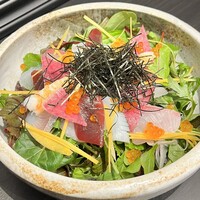 海鮮サラダ-Seafood salad