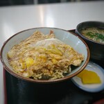 くらたや - 天とじ丼 [¥750]　/　丼物とのセット(かけそば) [¥150]