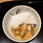 小笹寿し - 生鮑と烏賊と雲丹