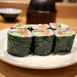 小笹寿し - 巻物 ひもきゅう巻