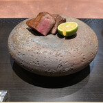 Test Kitchen by Izumi - 黒毛和牛タンモトの窯焼き