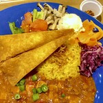 ADVENTURE CURRY - 季節の野菜プレートをトッピング