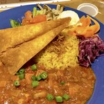 ADVENTURE CURRY - 空のスパイシーベジタブルカレー