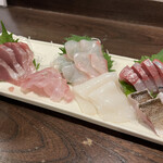 金町製麺 - 刺身盛り合わせ