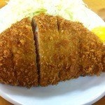 とんかつ いちかつ - 山家のとんかつ類は全て食べ尽くしましたが
                                こちら本家のとんかつに比べますとまるで前頭３枚目ですね！