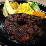 クラフトビールと肉が旨いカフェ Queen of Meat's - 