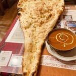 ネパールキッチン Kathmandu - チキンカレー＆ガーリックナン