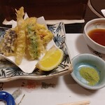 北新地 穂の河 - ワカサギと野菜の天ぷら