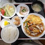 San Jiyu - A定食 1,300円