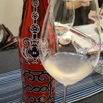 日本料理 TOBIUME - お酒⑪新政×Nicolas Buffe 2021(秋田)
      米品種:秋田酒こまち100%、精米歩合:55%
      微発泡の薄にごり酒、超好み！