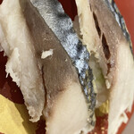 回転寿司とっぴ～ - 一発目の〆鯖…
