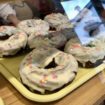 BARROW DOUGHNUTS - 
