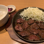 お好み焼き・鉄板焼き こて吉 - 鉄板ハラミステーキ焼き定食