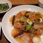 龍福小籠堂 - ◆休日ランチ　揚げそば餡かけ