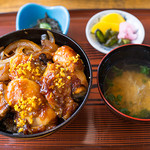 うなぎ和食処 松の家 - 牡蠣カバ丼