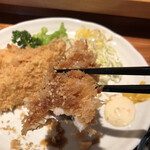 お魚処 うおとも - 続いて擦り胡麻＆醤油