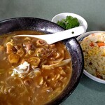 刀削麺専門店 栄和 - カレー刀削麺、半チャーハン