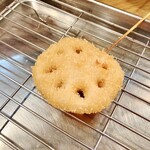 쿠시카츠 타나카 욧카이치 에키마에점 - 연근 100엔