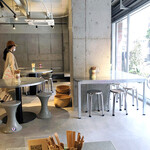 南所 TAIWANESE CUISINE - 店内のワンシーン