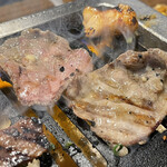 Yakiniku Kingu Kongu - 