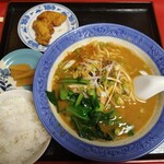 中国飯店 - 料理写真:特製坦々麺セット