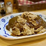 スタミナカレーの店バーグ - デラスタカレー（940円）＋中盛（170円）