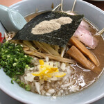 ラーメン山岡家 - 煮干しつけ麺のラーメンバージョン！？